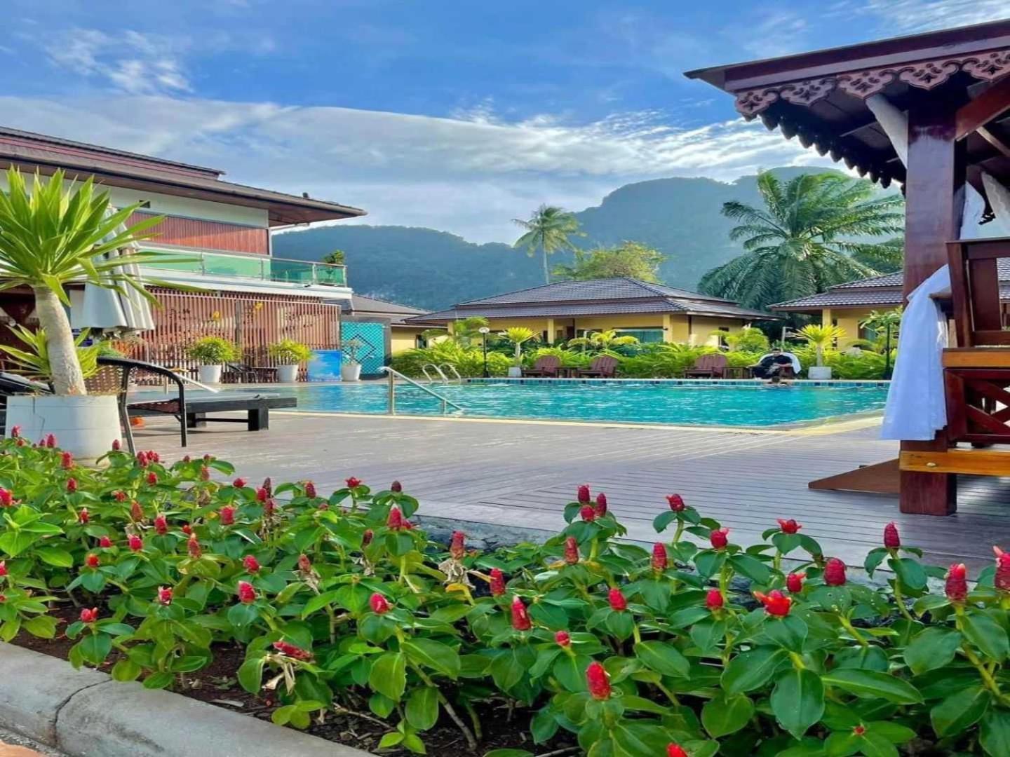 Capital O 75518 Baan Rose Resort Ao Luk Zewnętrze zdjęcie